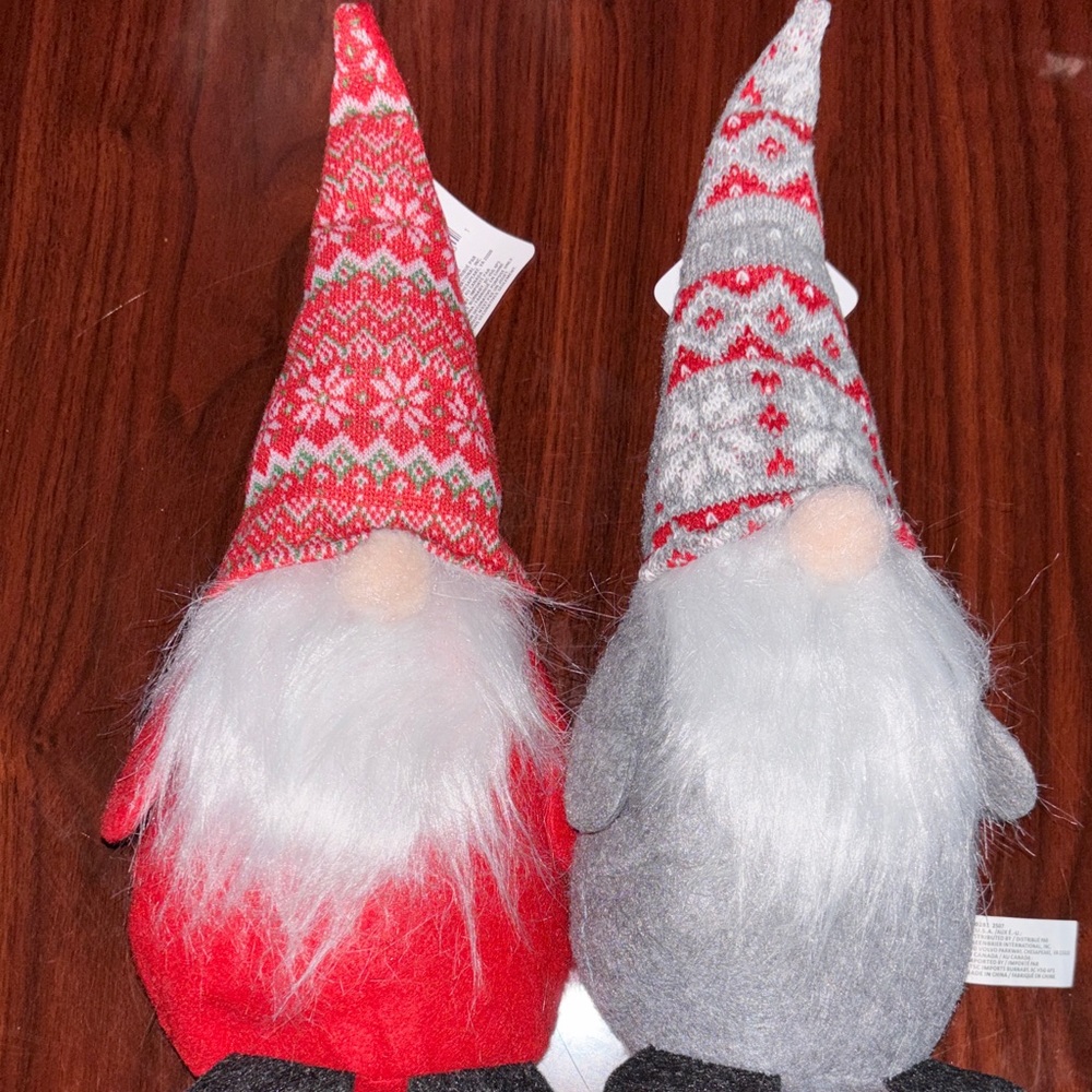 Holiday Gnome Plush Pair - Red & Gray Knit Hats